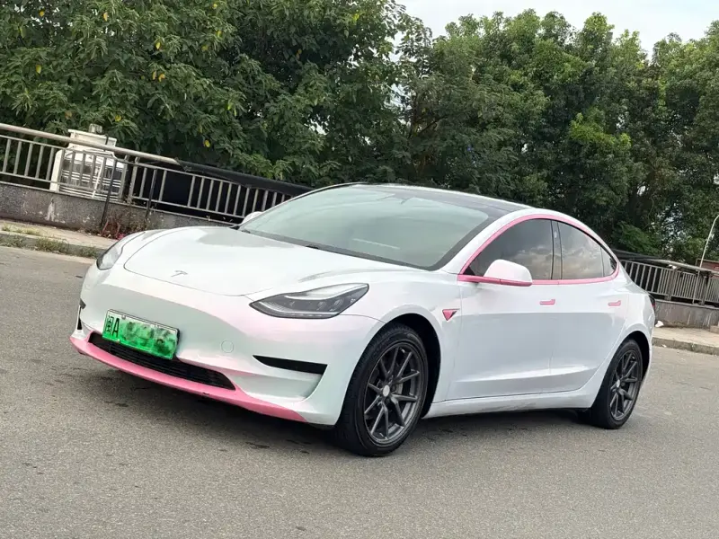 Tesla Model 3, 2020