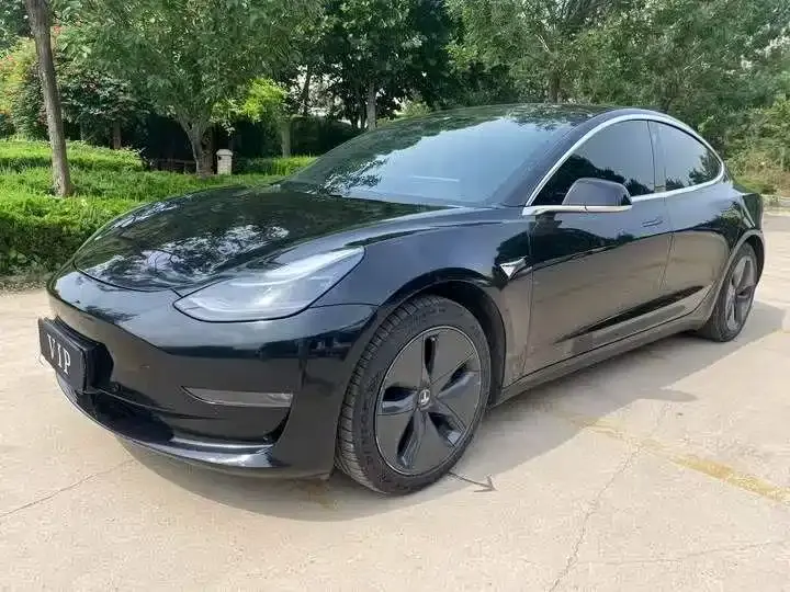 Tesla Model 3, 2021