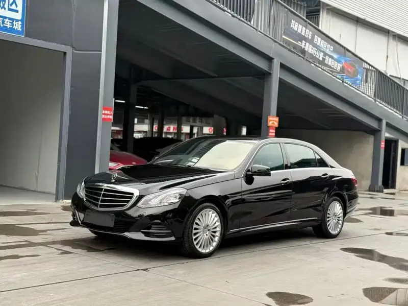 Mercedes-Benz E-Class, 2015