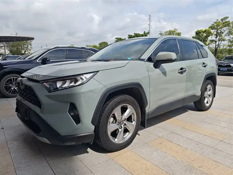 Toyota RAV4, 2021