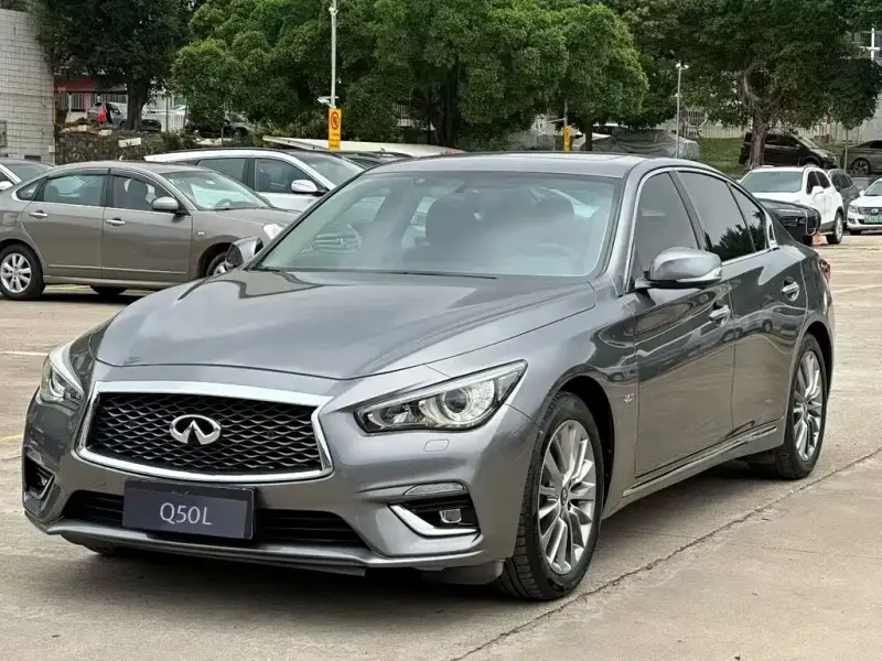 Infiniti Q50L, 2020