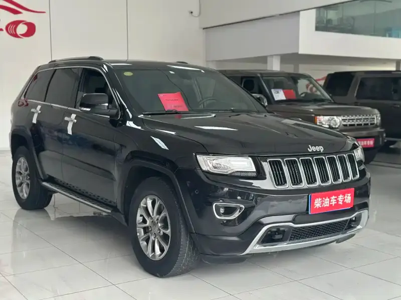 Jeep Grand Cherokee (Import), 2015