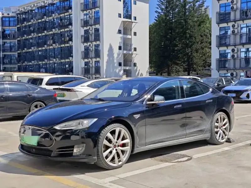 Tesla Model S, 2016