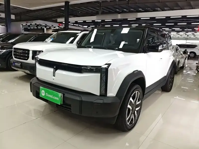 iCAR 03, 2025