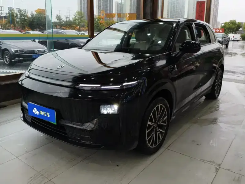 Leapmotor B10, 2025
