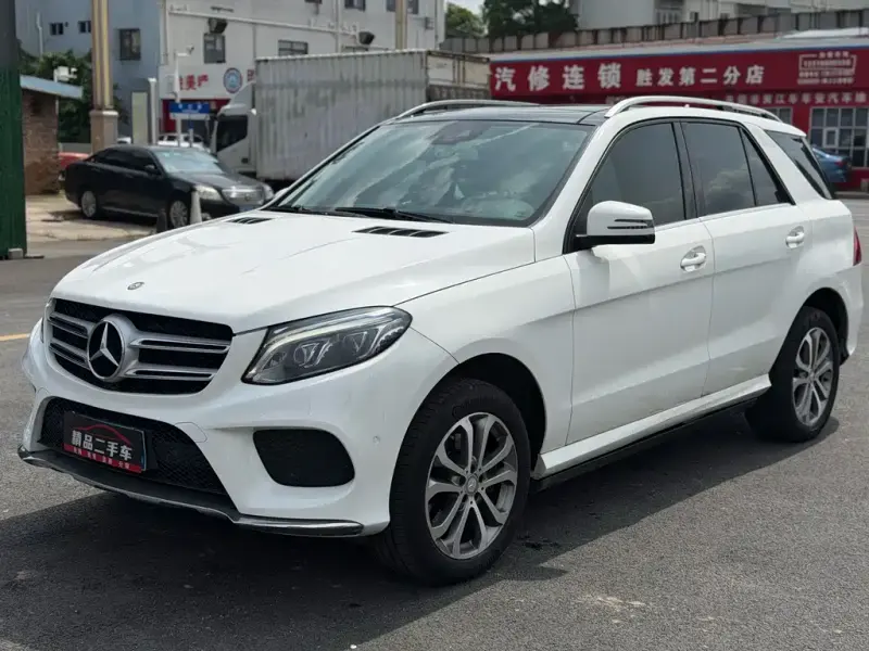 Mercedes-Benz GLE( ), 2016