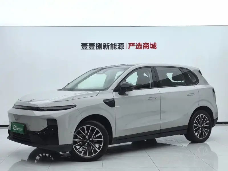 Leapmotor B10, 2025