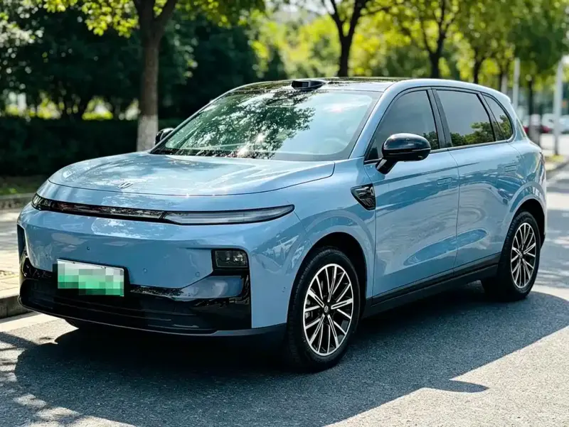 Leapmotor B10, 2025