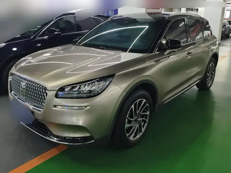 Lincoln Corsair, 2021