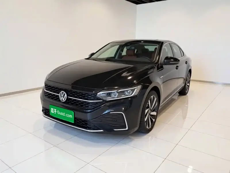 Volkswagen Passat, 2021