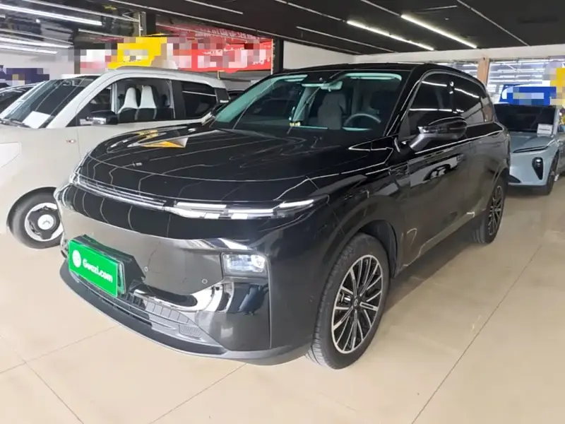 Leapmotor B10, 2025
