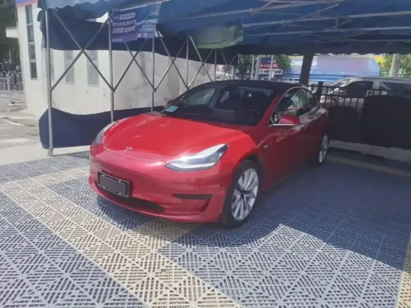 Tesla Model 3, 2020