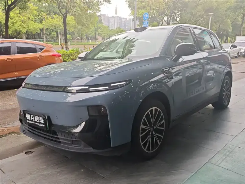 Leapmotor B10, 2025