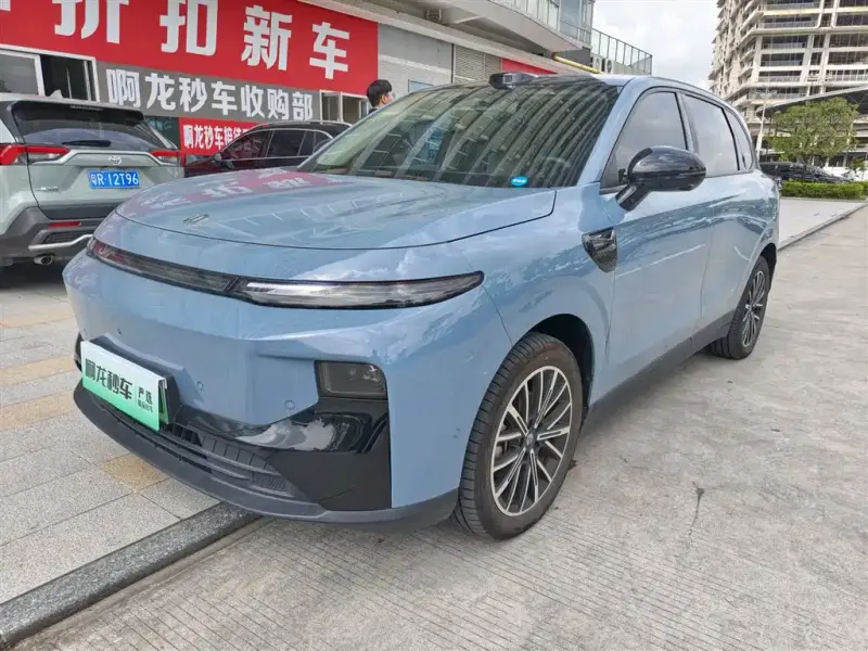 Leapmotor B10, 2025