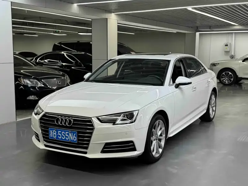 Audi A4L, 2018