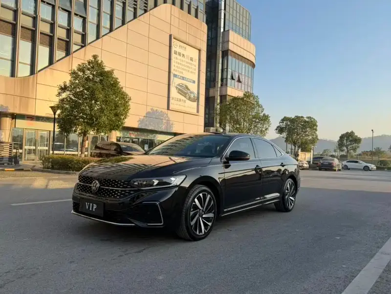 Volkswagen Passat, 2022