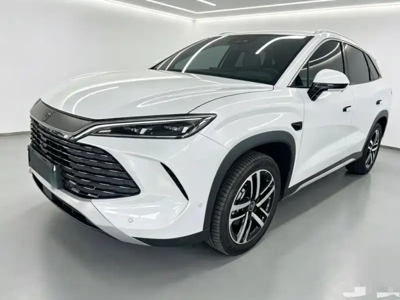 BYD L DM-i, 2025