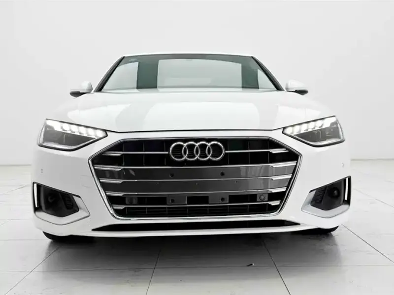 Audi A4L, 2020