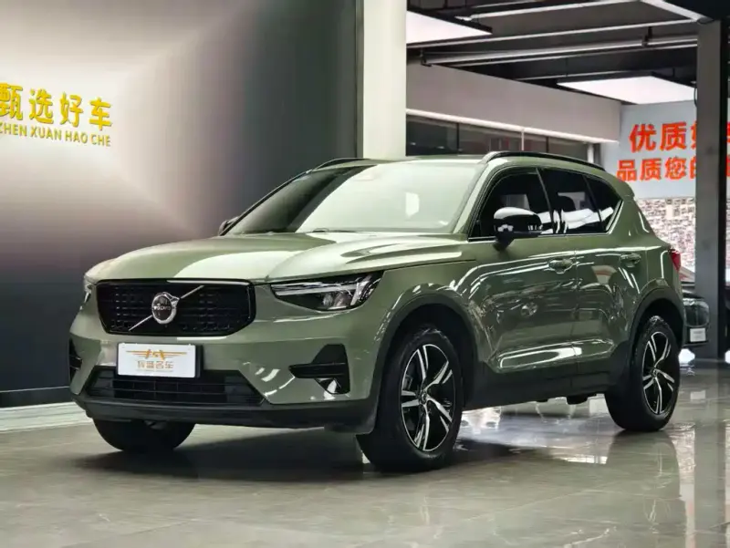 Volvo XC40, 2023