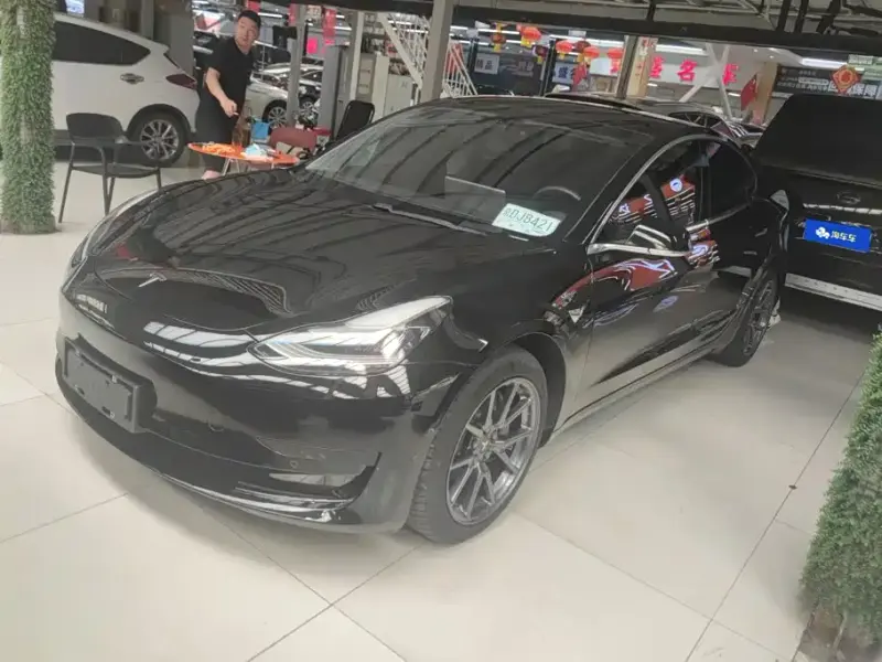 Tesla Model 3, 2020