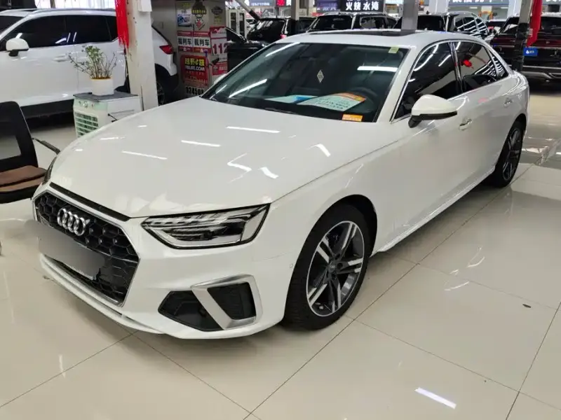 Audi A4L, 2020
