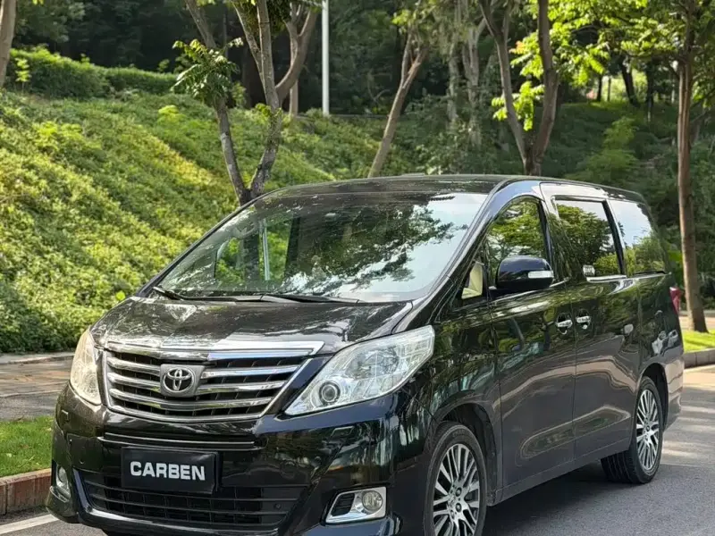 Toyota Alphard, 2013