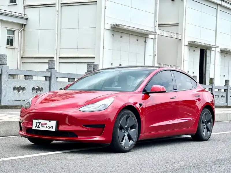 Tesla Model 3, 2021