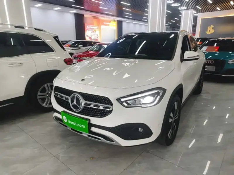 Mercedes-Benz GLA, 2021