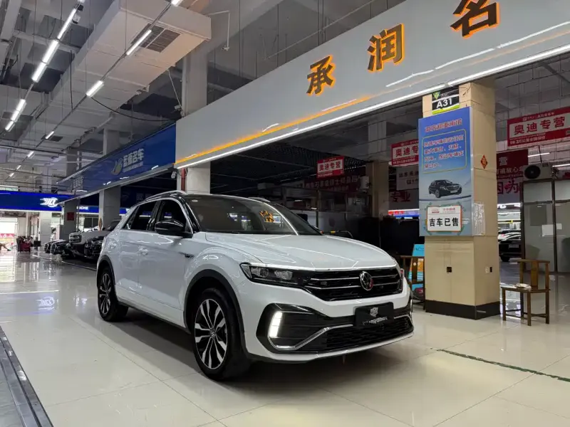Volkswagen T-Roc, 2022