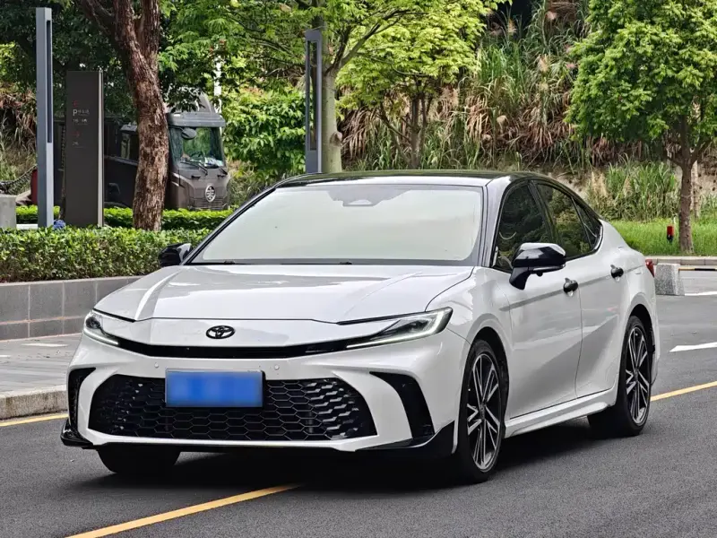 Toyota Camry, 2025