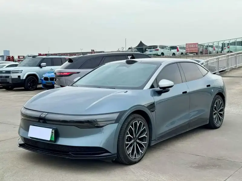 Zeekr 007, 2024