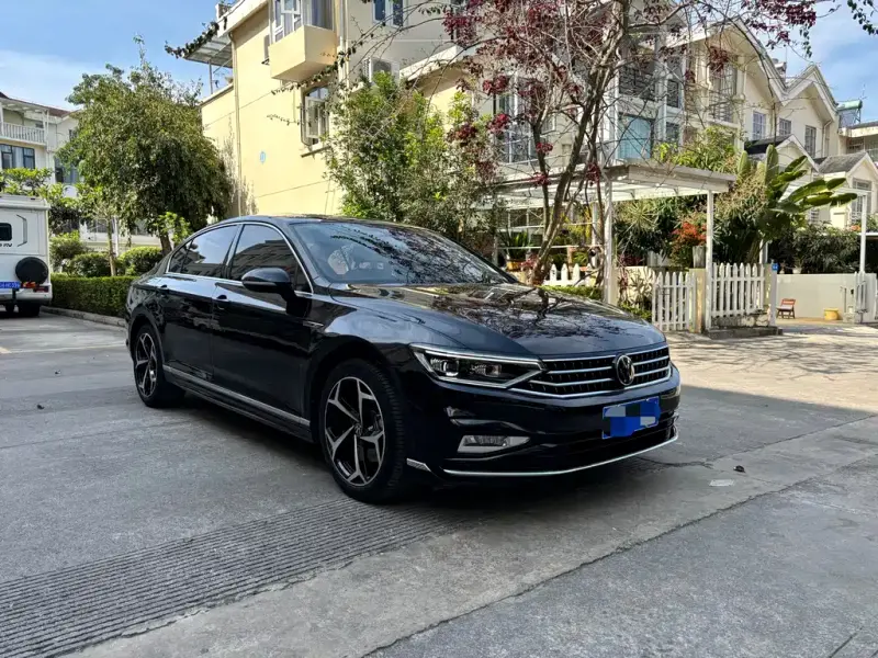 Volkswagen Magotan, 2023