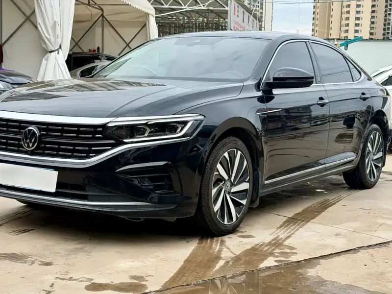 Volkswagen Passat, 2025