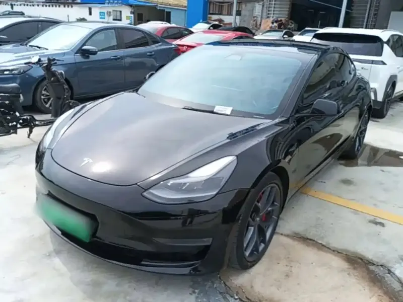 Tesla Model 3, 2021