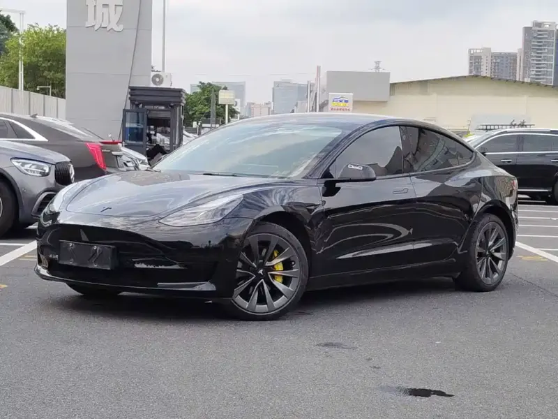 Tesla Model 3, 2023
