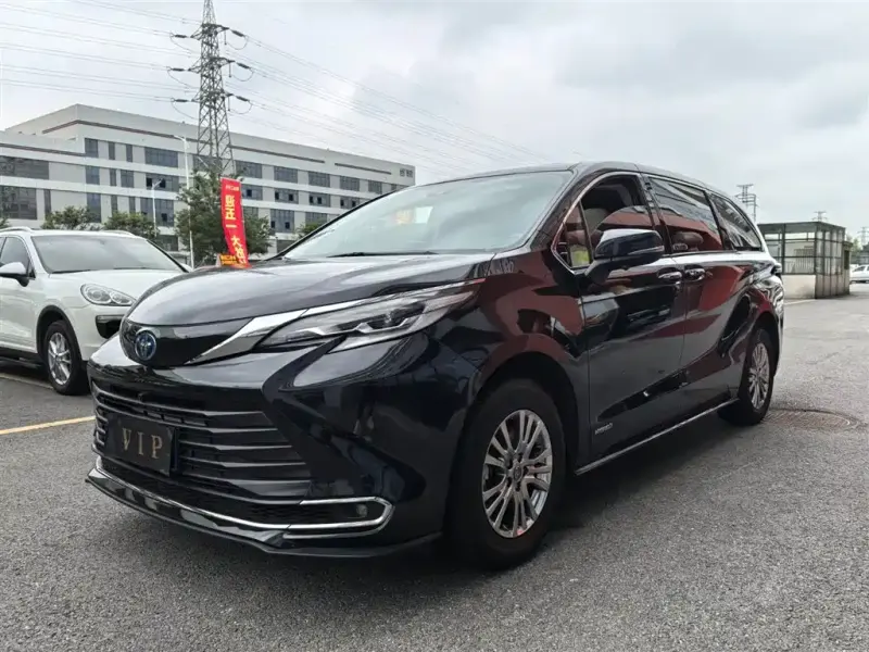 Toyota Sienna, 2022