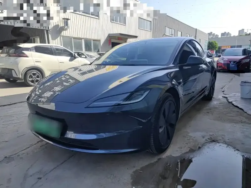 Tesla Model 3, 2024