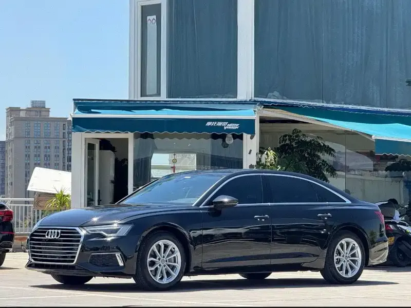 Audi A6L, 2021
