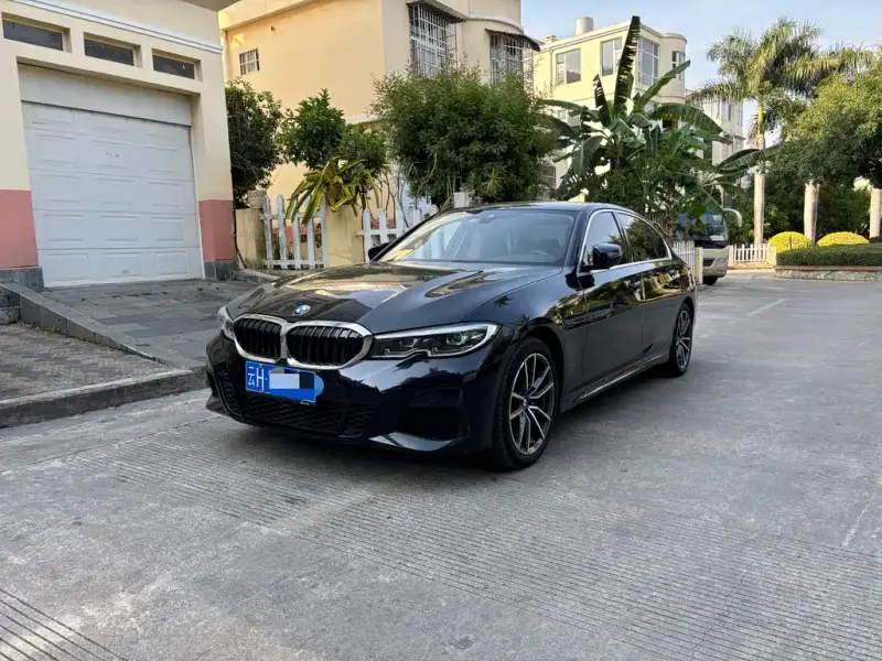 BMW 3 Series, 2021