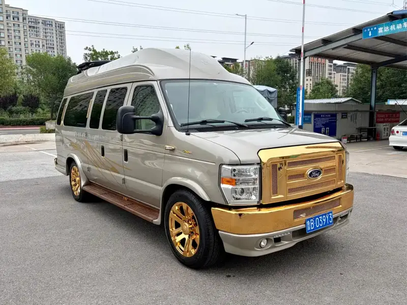 Ford E350, 2014