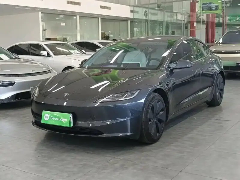 Tesla Model 3, 2024