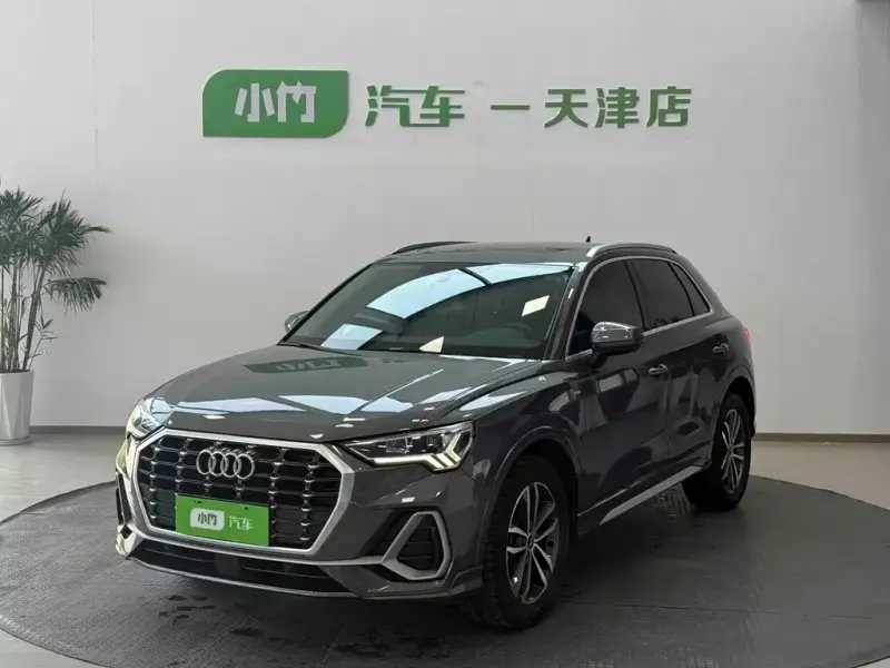 Audi Q3, 2022