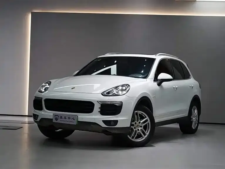 Porsche Cayenne Hybrid, 2015