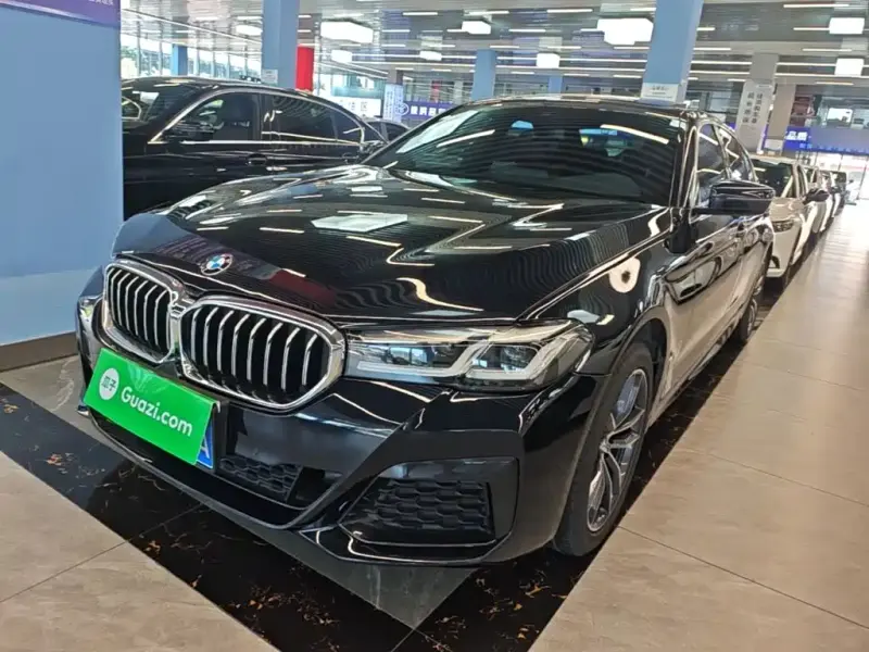 BMW 5 Series, 2022