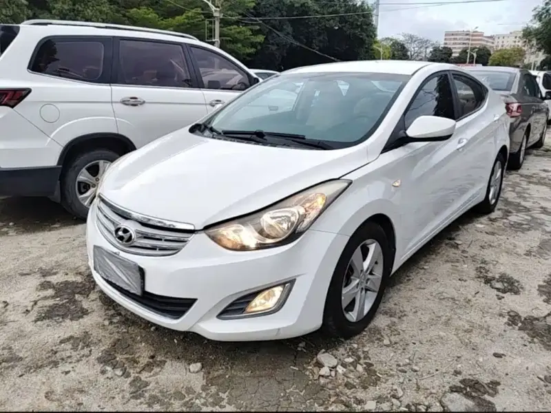 Hyundai Elantra Langdong, 2014