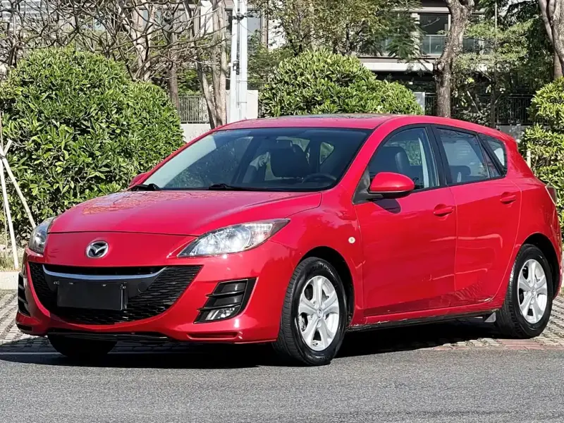 Mazda 3 (Import), 2010
