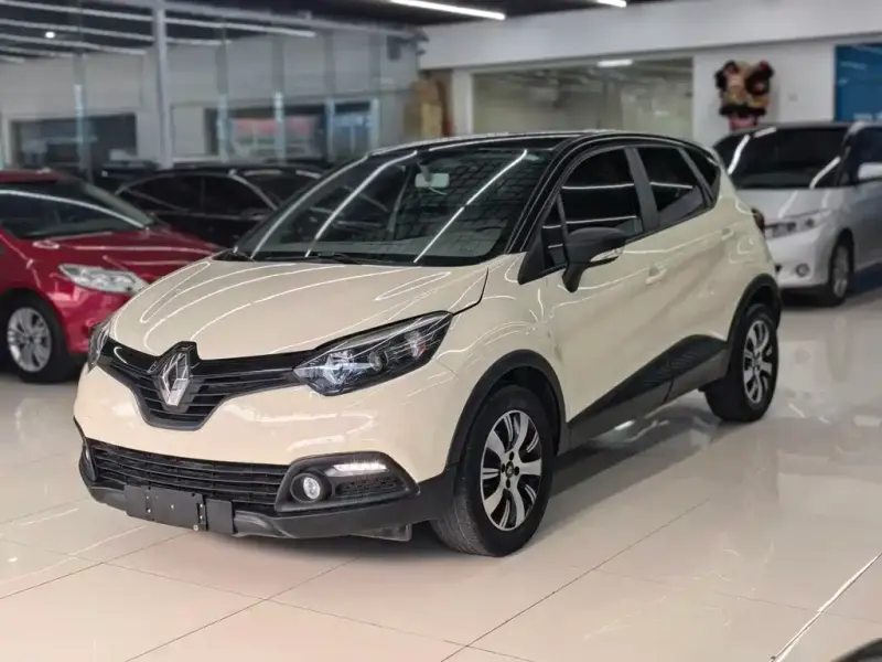 Renault Captur, 2015