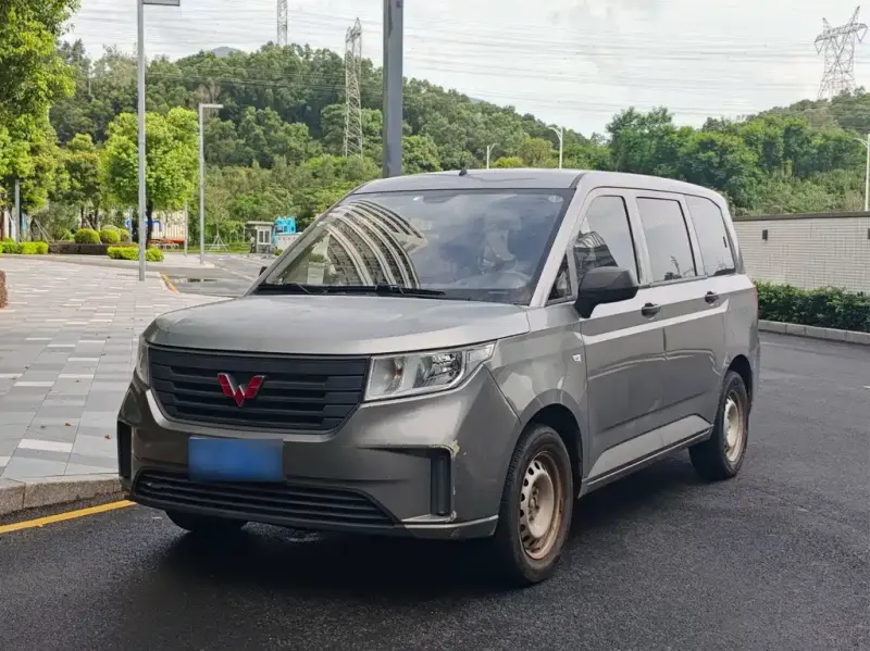 Wuling Hongguang PLUS, 2021