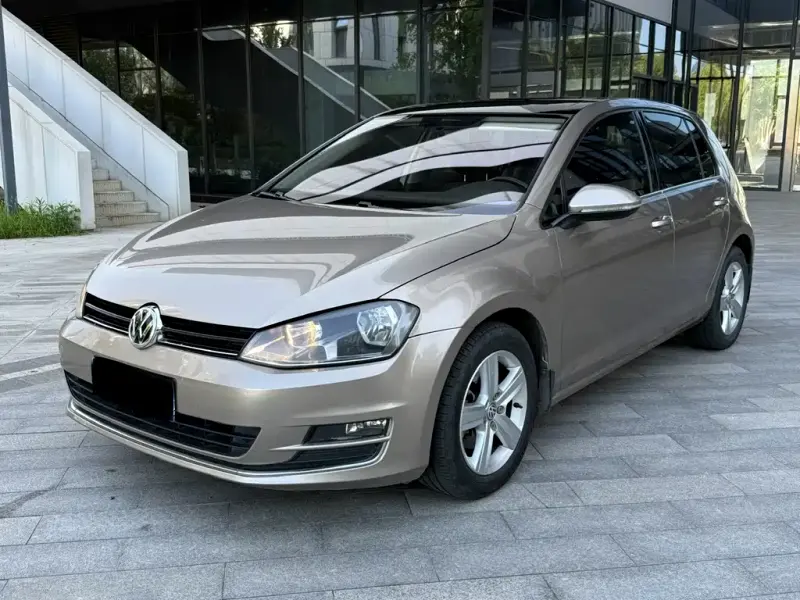 Volkswagen Golf, 2014
