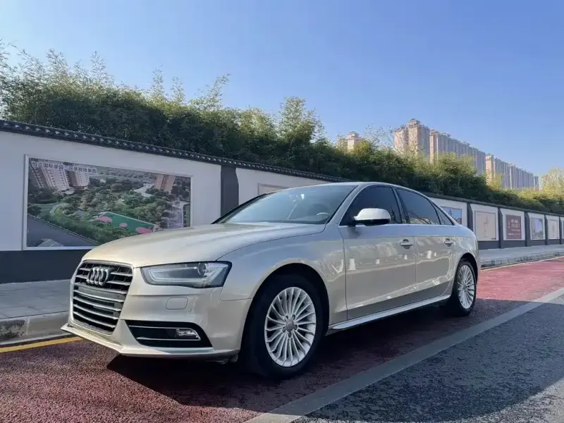 Audi A4L, 2014